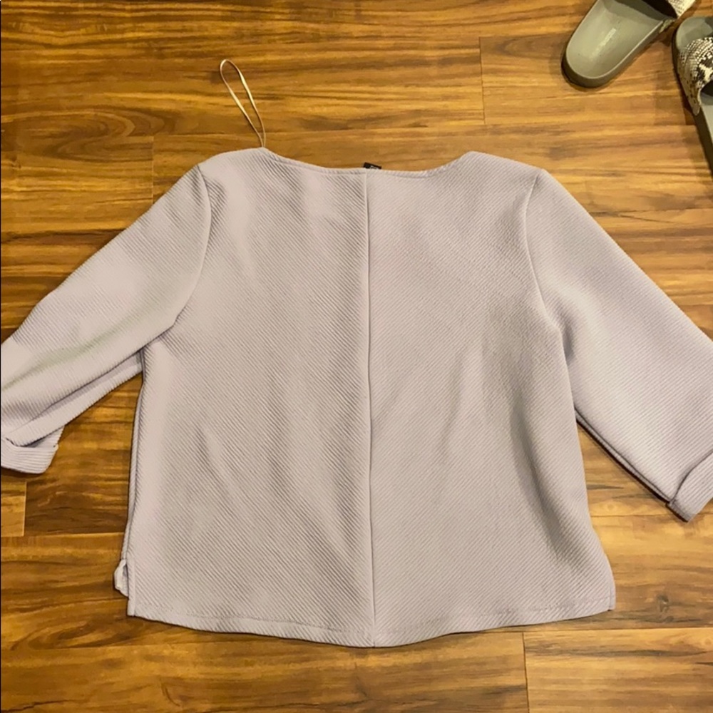 H&M Top - Picture 3 of 3